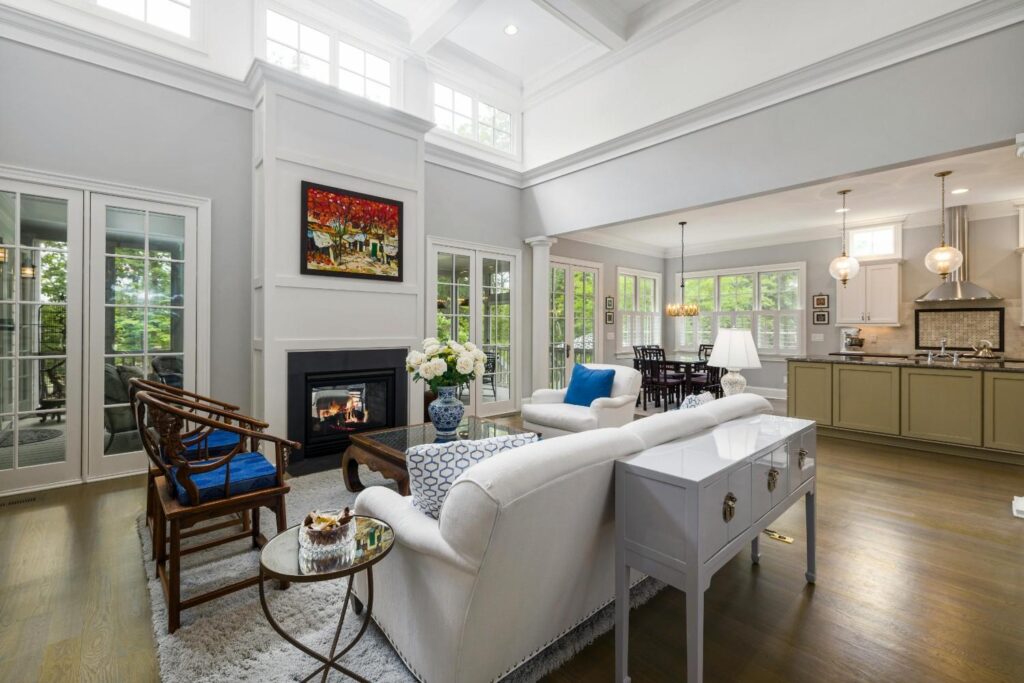 White sofa table not out of style